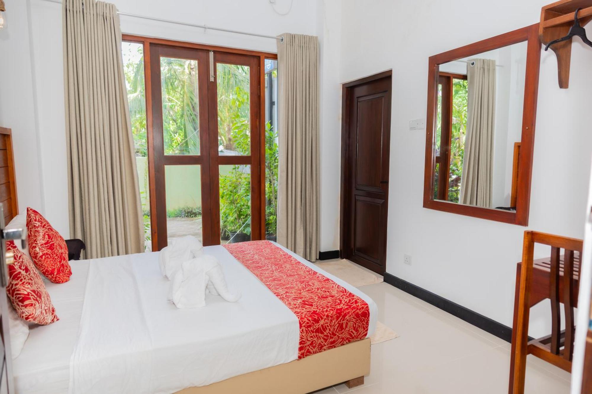 Sea Cloud Hotel Unawatuna Ngoại thất bức ảnh