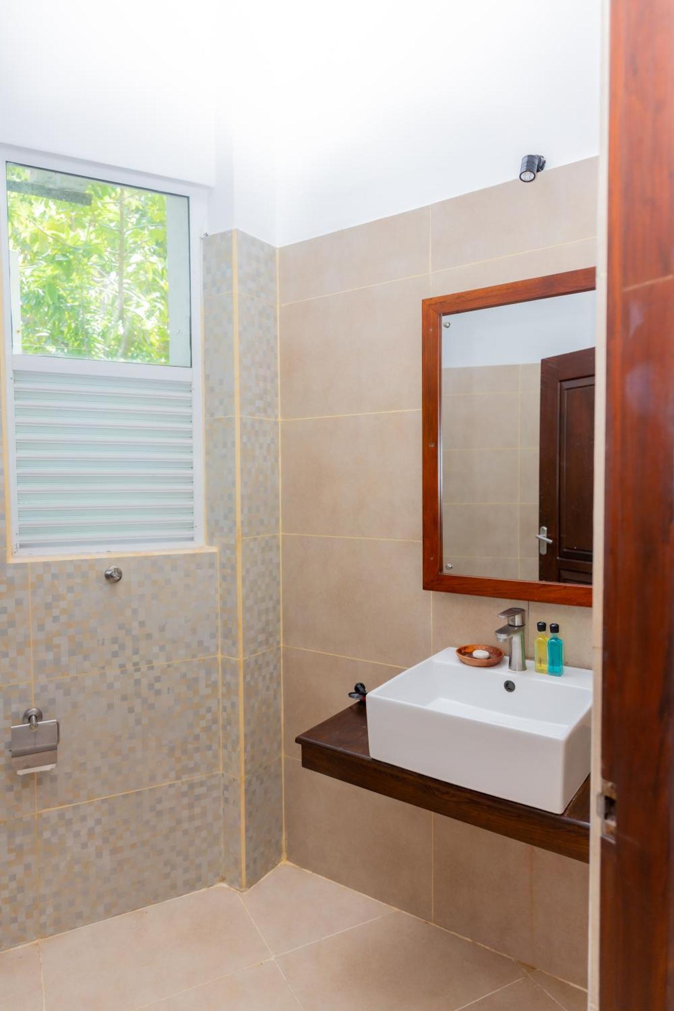 Sea Cloud Hotel Unawatuna Ngoại thất bức ảnh
